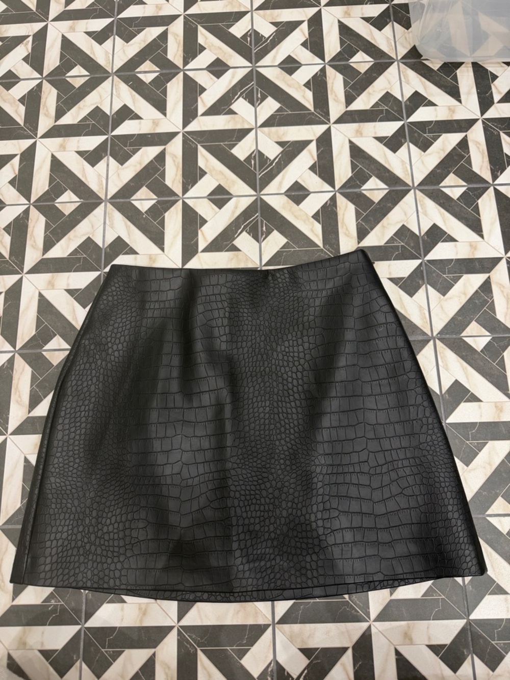 Abercrombie & Fitch Black Croc-Embossed Faux Leather Mini Skirt